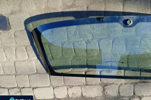 SZYBA TYLNA VOLKSWAGEN GOLF VII HB