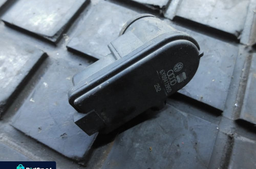 Silniczek reflektora VW Lupo 6X0941295D