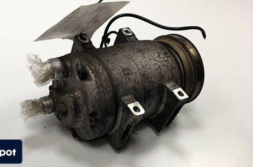 SPRĘŻARKA KLIMATYZACJI VOLKSWAGEN PASSAT B5 8D0260805D