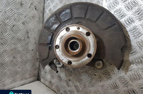 ZWROTNICA PIASTA LEWY PRZÓD AUDI A4 B6