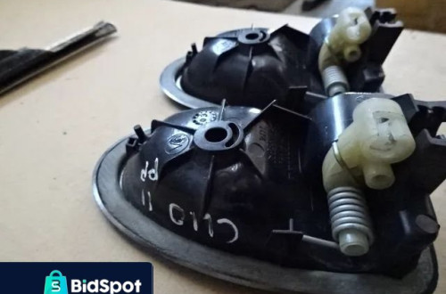 KLAMKA PRAWA RENAULT CLIO II MEGANE NR47