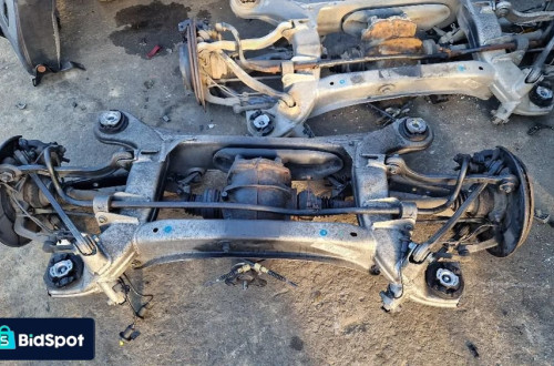 MERCEDES W220 ZAWIESZENIE BELKA TYŁ