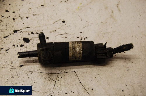 POMPKA SPRYSKIWACZA XENON 90508709 OPEL VECTRA C SIGNUM