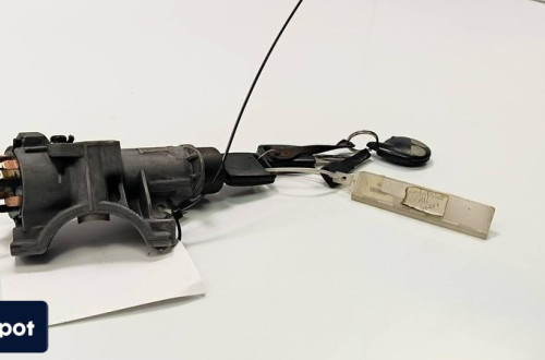 STACYJKA VOLKSWAGEN PASSAT B5 4B0905851A