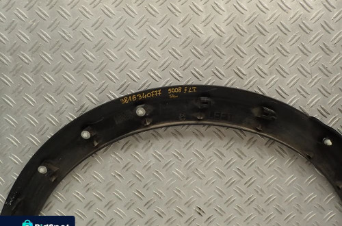 LEWA LISTWA BŁOTNIKA SIERP TYŁ PEUGEOT 5008 II 9816340777