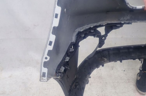 RENAULT TRAFIC III 3 LIFT 21- ZDERZAK PRZÓD PRZEDNI PDC