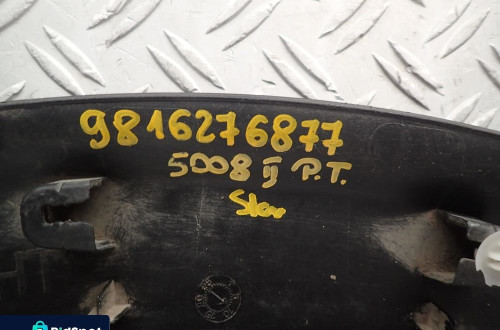 PRAWA LISTWA BŁOTNIKA SIERP TYŁ PEUGEOT 5008 II 9816276877