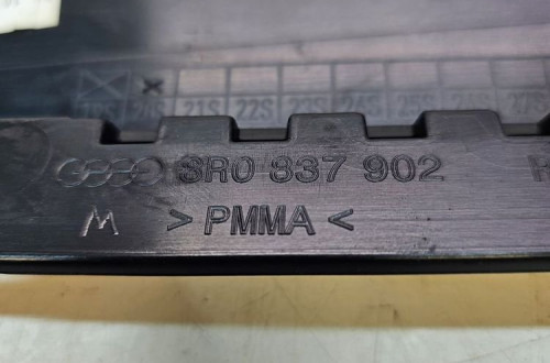 NAKŁADKA OSŁONA DRZWI AUDI Q5 8R 8R0837902M PRAWY PRZÓD