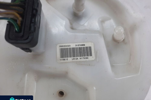 VOLVO S60 II V60 2.0 D POMPA PALIWA 31274669