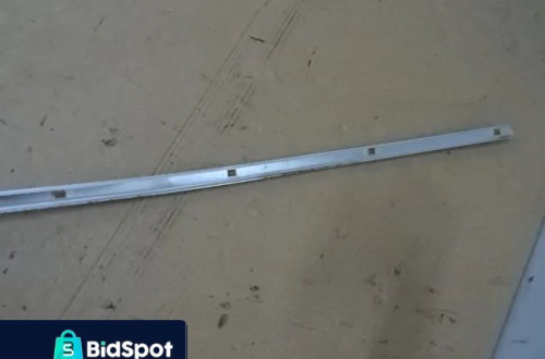 LISTWA DACHOWA LEWY PRZÓD BMW E39 SEDAN NR219