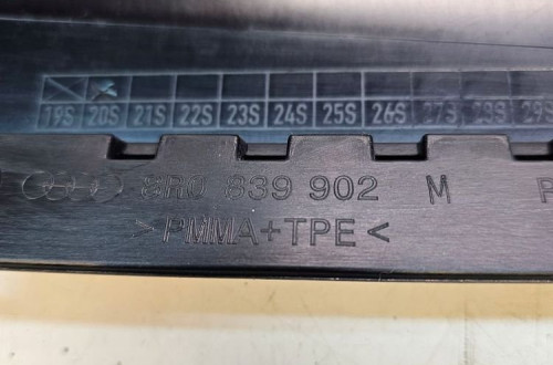 NAKŁADKA OSŁONA DRZWI AUDI Q5 8R 8R0839902M PT