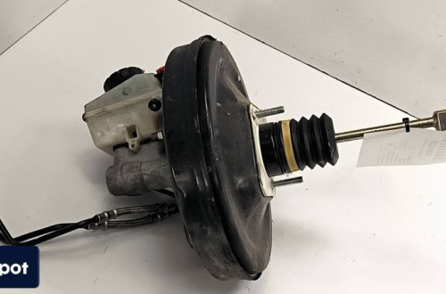 SERWO HAMULCOWE OPEL ZAFIRA B 13142362