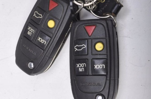 VOLVO V70 II STACYJKA KLUCZYK R 8626324 KOMPLET