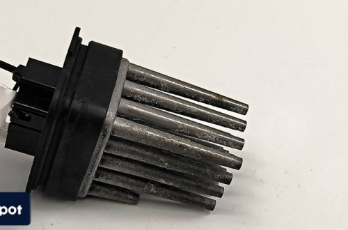 REZYSTOR OPEL ZAFIRA B 52488536