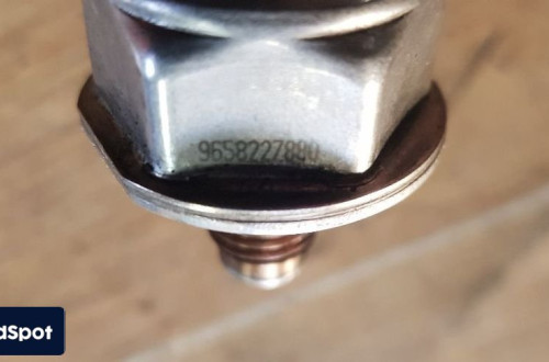 CITROEN PEUGEOT FORD 1.6 HDI DCI CZUJNIK CIŚNIENIA PALIWA 9658227880