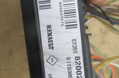 Skrzynka Moduł BSM Scenic Megane 8200262383A S1183991000E