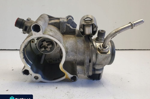 Volvo S60 II 2.0 T POMPA VACUM WACUM POMPA PALIWA 31480558 oryginał