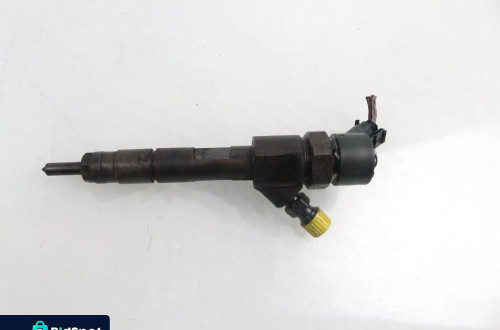 WTRYSKIWACZ RENAULT LAGUNA II 1.9 DCI  8200238528 0445110146