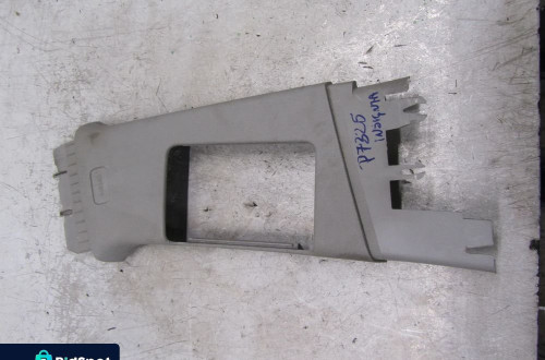 opel insignia a 2.0 cdti obudowa słupka prawego