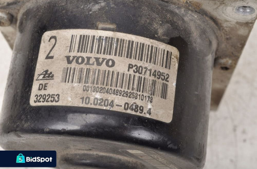 VOLVO S60 I V70 II 2.5T POMPA ABS 30714952