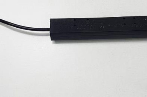 WZMACNIACZ ANTENY MERCEDES W203 A2038200289