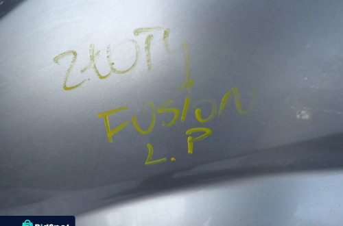 BŁOTNIK LEWY PRZÓD FORD FUSION KOLOR ZŁOTY