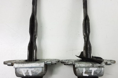 OGRANICZNIK DRZWI TYŁ NISSAN ALMERA N15