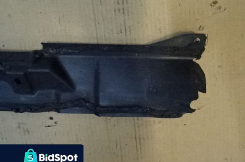 OSŁONA WYCISZENIE BŁOTNIKA AUDI A6 C4 NR9