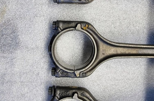 TŁOK KORBOWÓD SILNIKA VW 1.4 TSI HYBRYDA CRJ