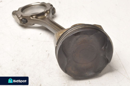 TOYOTA YARIS II 1.33 TŁOK Z KORBOWODEM 47020