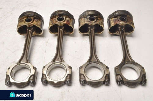 TOYOTA YARIS II 1.33 TŁOK Z KORBOWODEM 47020