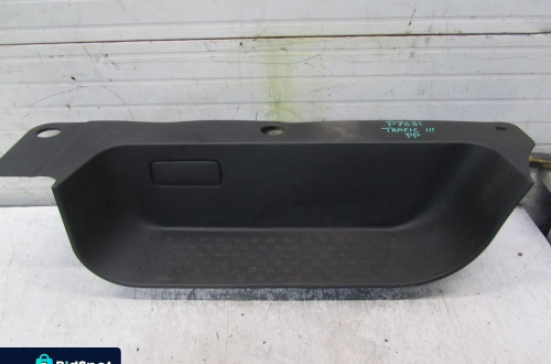 renault trafic 1.6dci stopień kabiny prawy przód