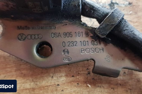 AUDI VOLKSWAGEN 1.6 8V CZUJNIK WAŁKA ROZRZĄDU 06A905161B
