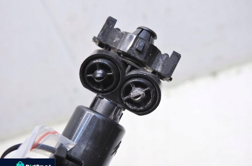 SPRYSKIWACZ LAMPY LEWY RENAULT LAGUNA III