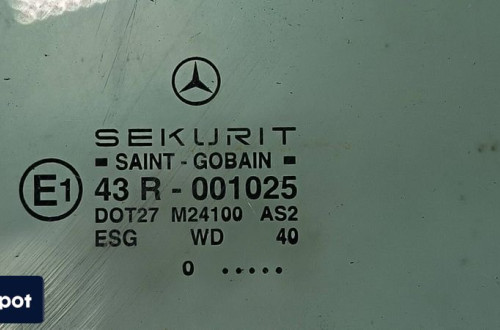 SZYBA PRAWY TYŁ MERCEDES W210