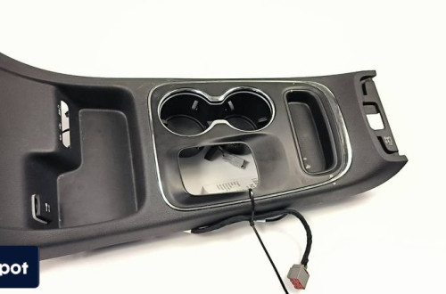 TUNEL ŚRODKOWY DODGE DURANGO III