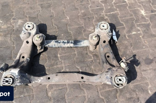 SANKI PRZEDNIE AUDI A8 D3