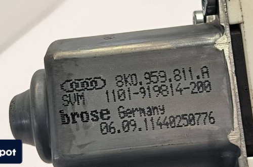 PODNOŚNIK SZYBY PP AUDI A6 C7 8K0959811A