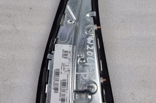 MERCEDES C W204 AIRBAG FOTELA PRAWY 2048600205