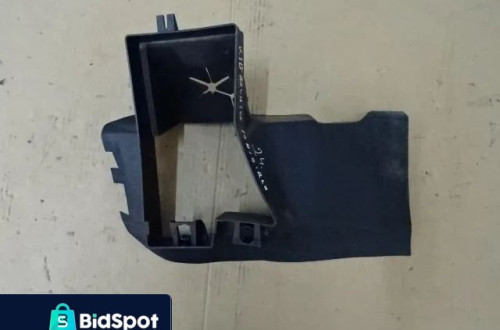 KIEROWNICA DOLOT POWIETRZA LEWY VW PASSAT B5 LIFT NR24