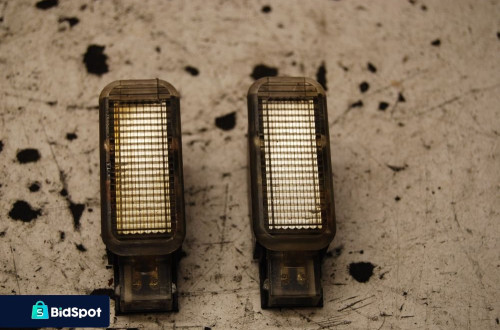 LAMPKA OŚWIETLENIA KABINY 4B0947415A AUDI Q7 A5