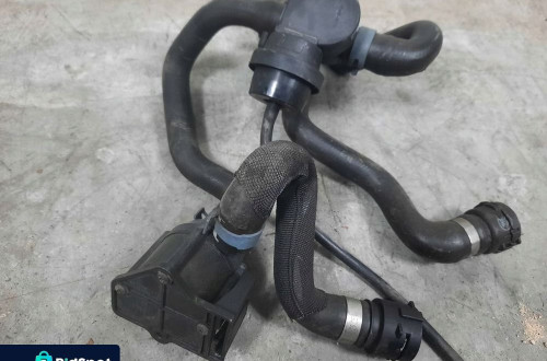 AUDI A4 Q5 2.0 TDI DODATKOWA POMPA WODY 8K0819147