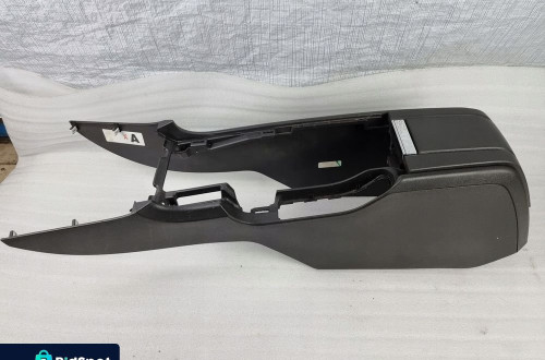 FORD MUSTANG V LIFT 10-14 TUNEL ŚRODKOWY KONSOLA