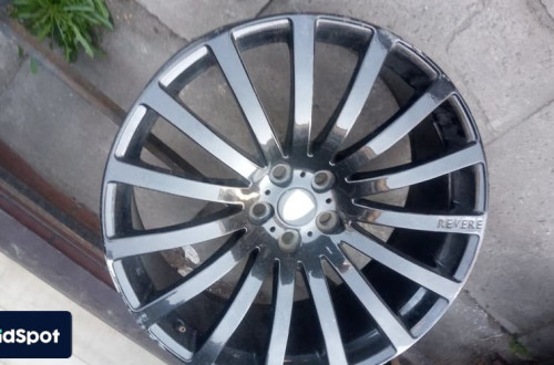 Land Rover DISCOVERY  alufelga alus kolo 22x9.5j  revere