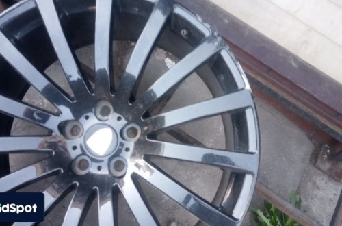 Land Rover DISCOVERY  alufelga alus kolo 22x9.5j  revere
