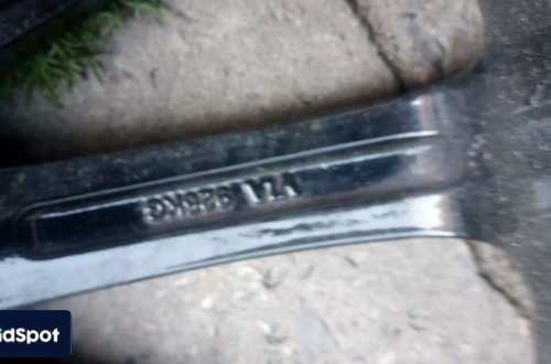 Land Rover DISCOVERY  alufelga alus kolo 22x9.5j  revere