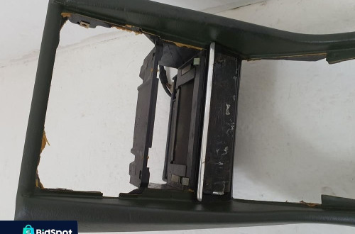 TUNEL ŚRODKOWY MERCEDES W126 EUROPA