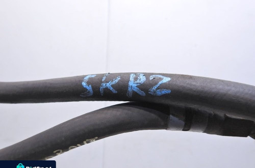 PRZEWÓD OLEJU SKRZYNI JEEP GRAND CHEROKEE WJ 4.0