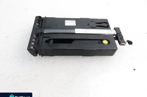 UCHWYT NA NAPOJE AUDI A6 C5 4B0862534A