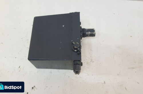 pompa pompka podnoszenia kabiny scania r 2204435